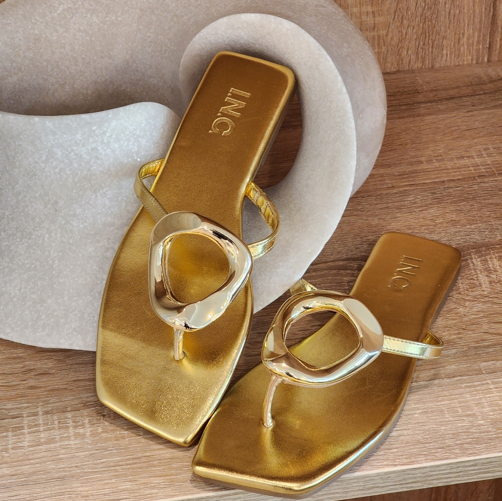 INC International Concepts Women's Yadira Open-Toe Flat Gold Sandals Size 7.5 - Picture 2 of 13